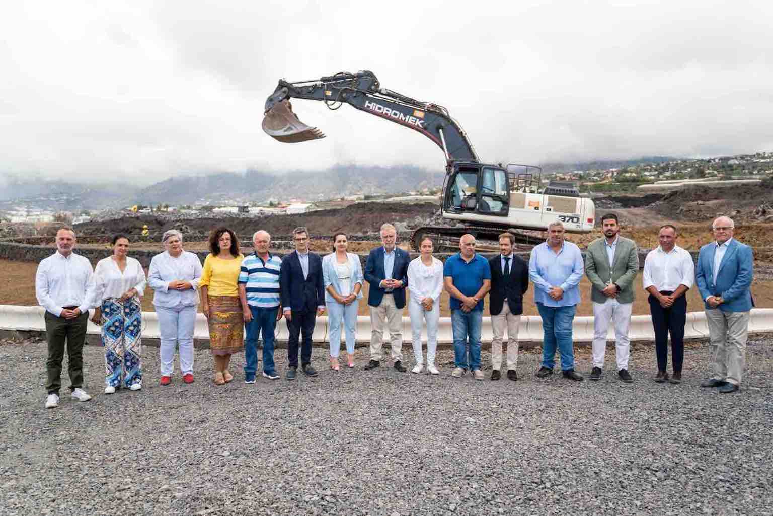 El Cabildo de La Palma presenta ‘La Puerta del Futuro’, un monumento que rendirá homenaje a los barrios afectados por el volcán