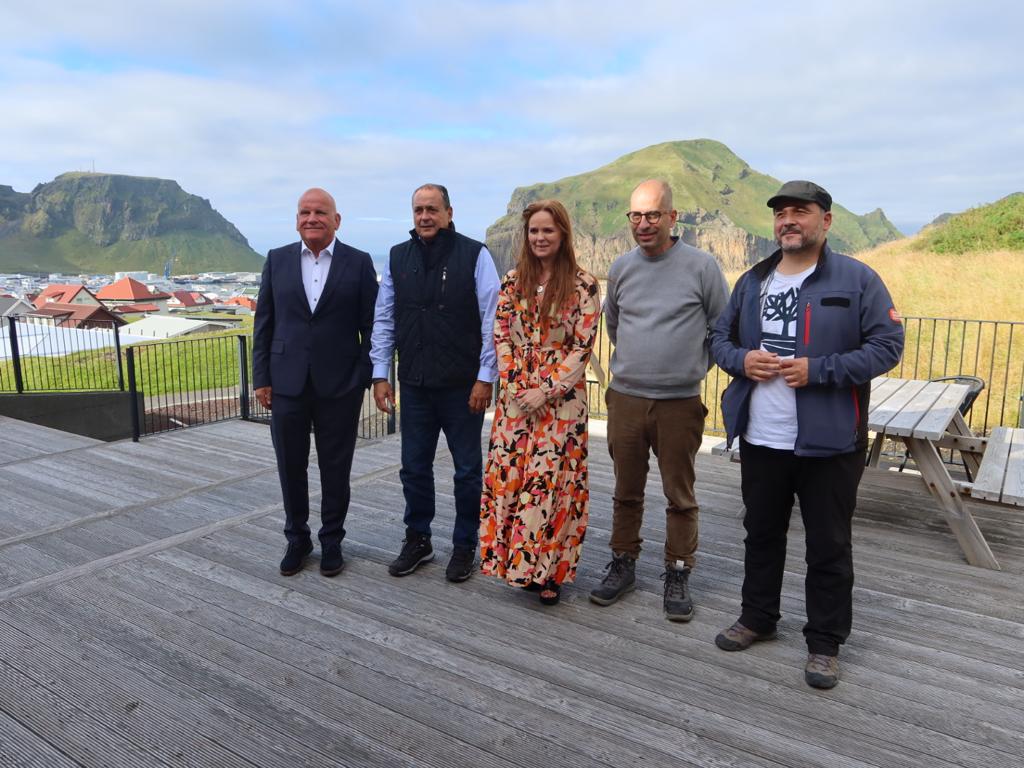 El Gobierno de Canarias analiza el proceso de reconstrucción posteruptivo de Islandia