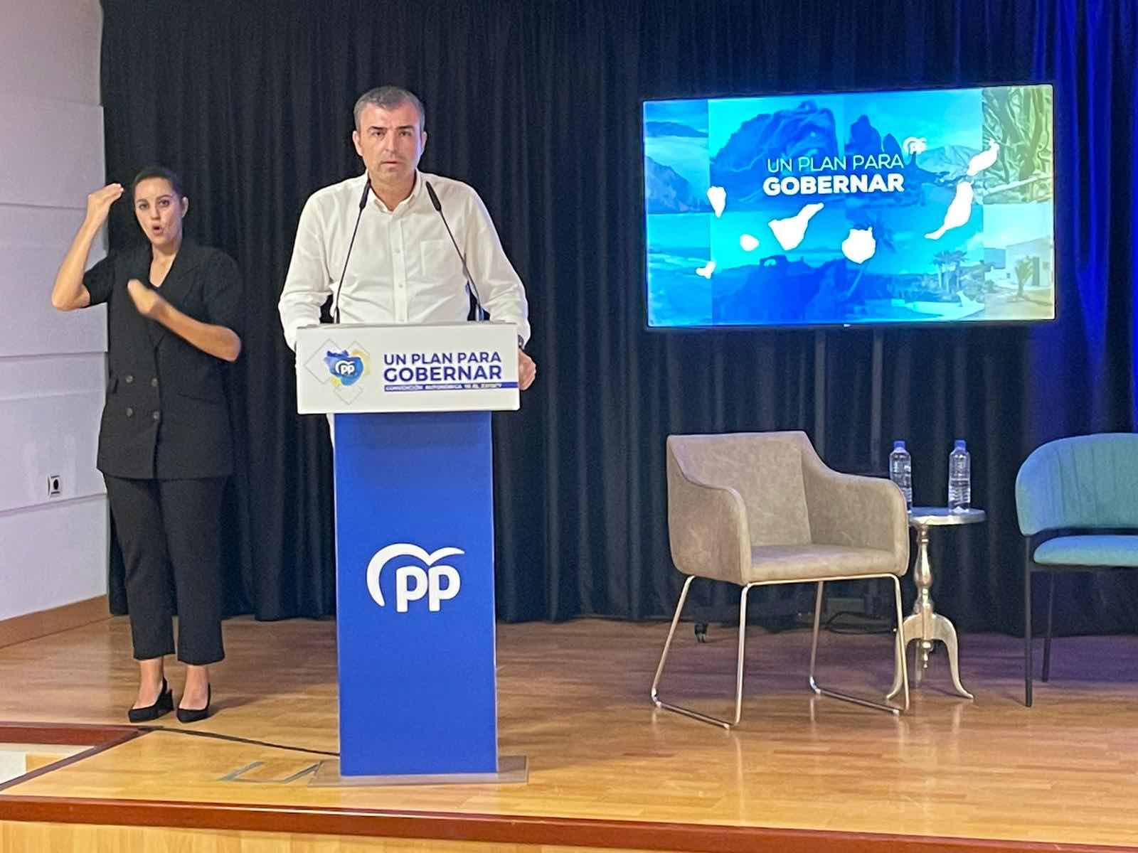 Manuel Domínguez insiste en la “necesidad de un plan de alivio fiscal para Canarias”