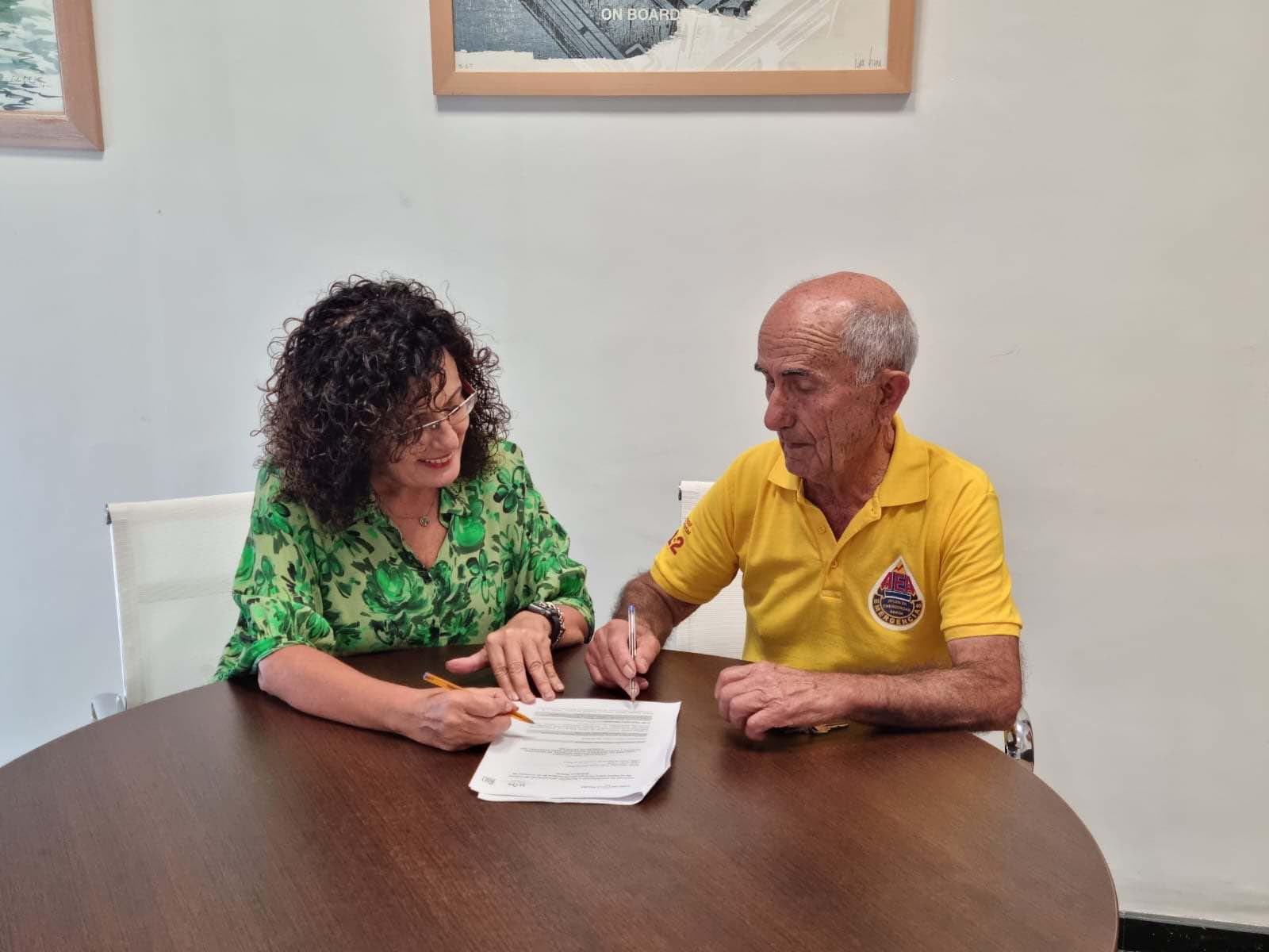 El Cabildo y AEA renuevan el acuerdo de colaboración para la atención a las emergencias y protección civil