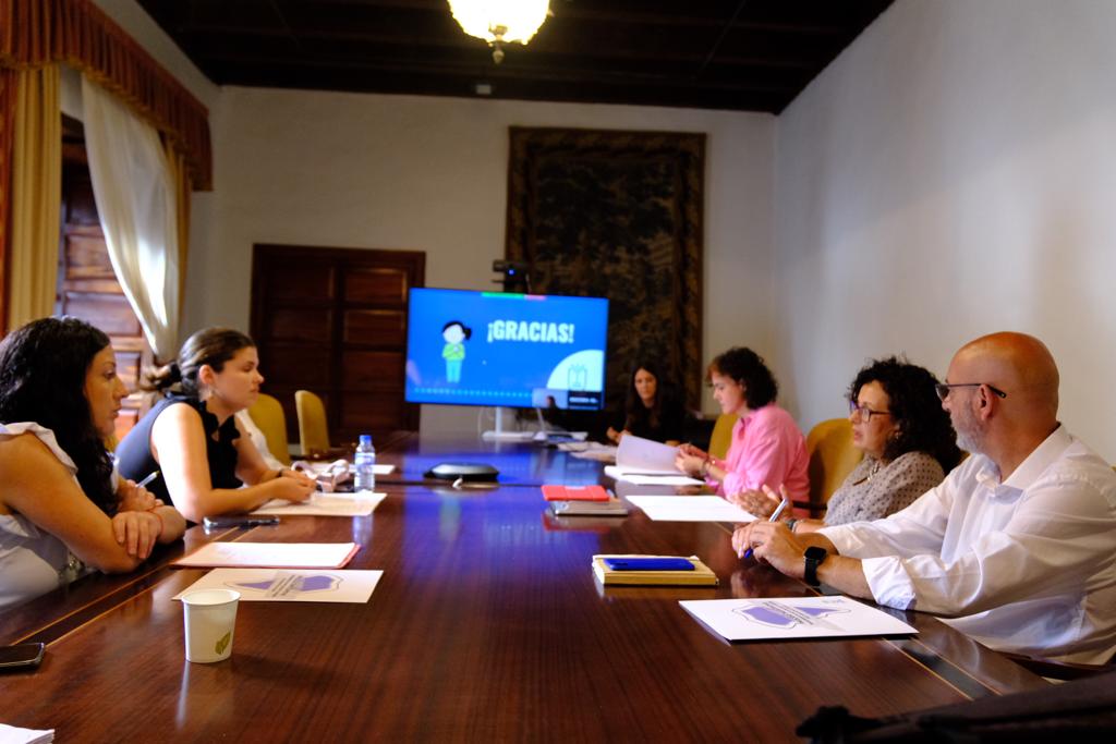 El Cabildo presenta a los ayuntamientos de La Palma el borrador del nuevo Reglamento de Participación Ciudadana