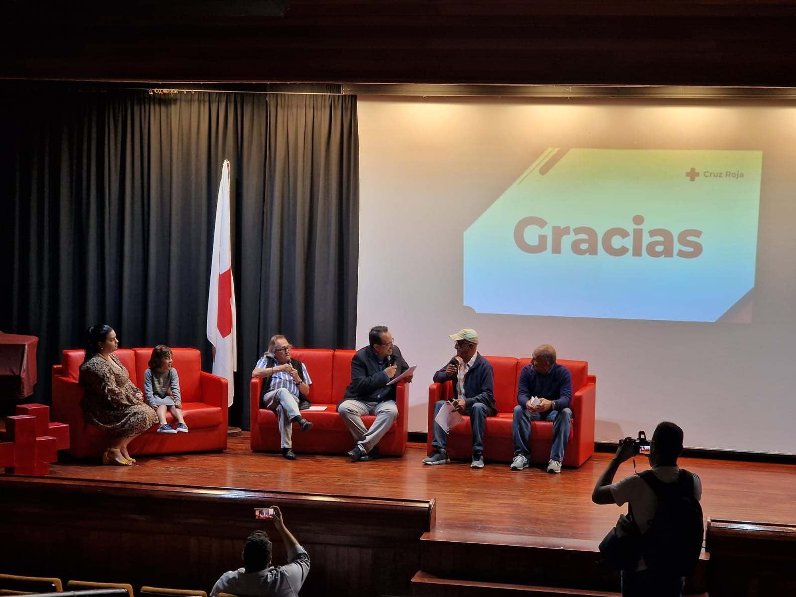 Cruz Roja en La Palma realiza un acto de reconocimiento a sus socios, socias y empresas colaboradoras 