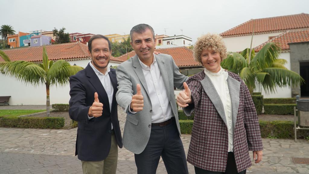 Manuel Domínguez anuncia la designación de Mariano Zapata y Raquel Díaz como cabezas de lista al Cabildo y al Parlamento regional por La Palma