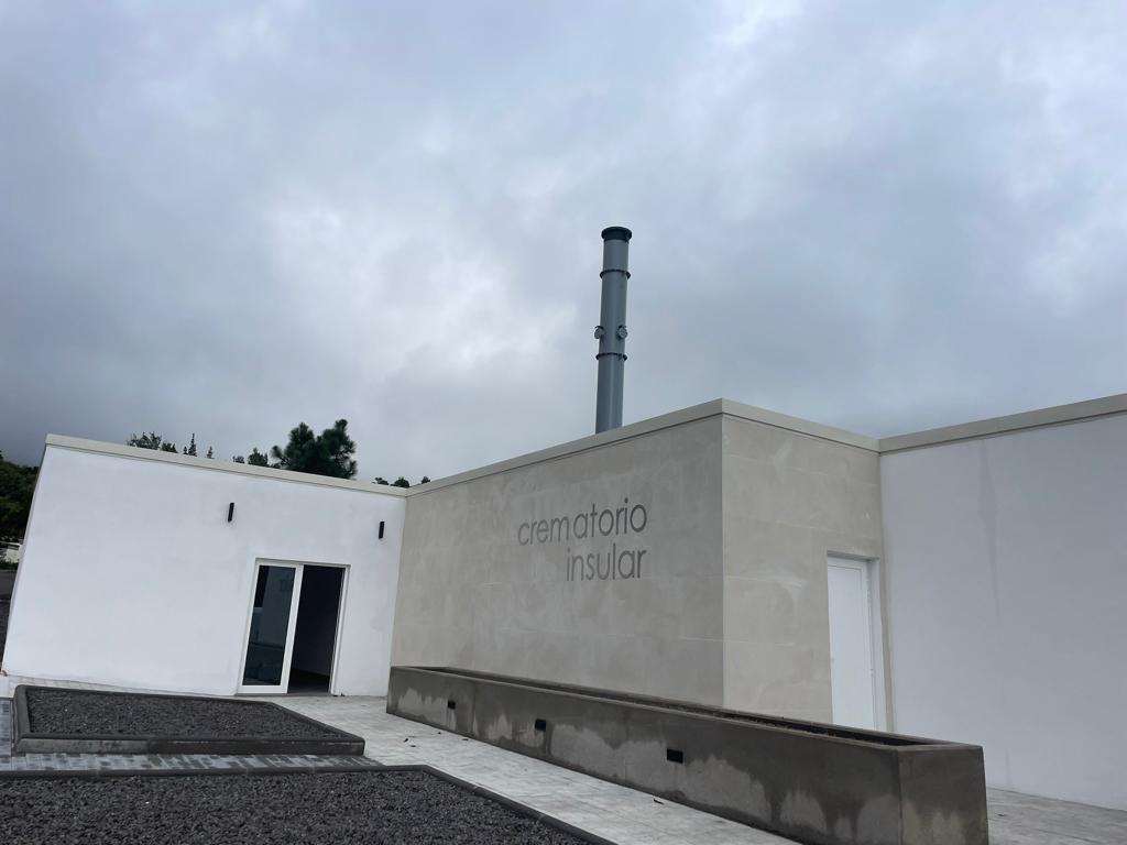 El Crematorio Insular entrará en funcionamiento antes de finalizar el mes de enero