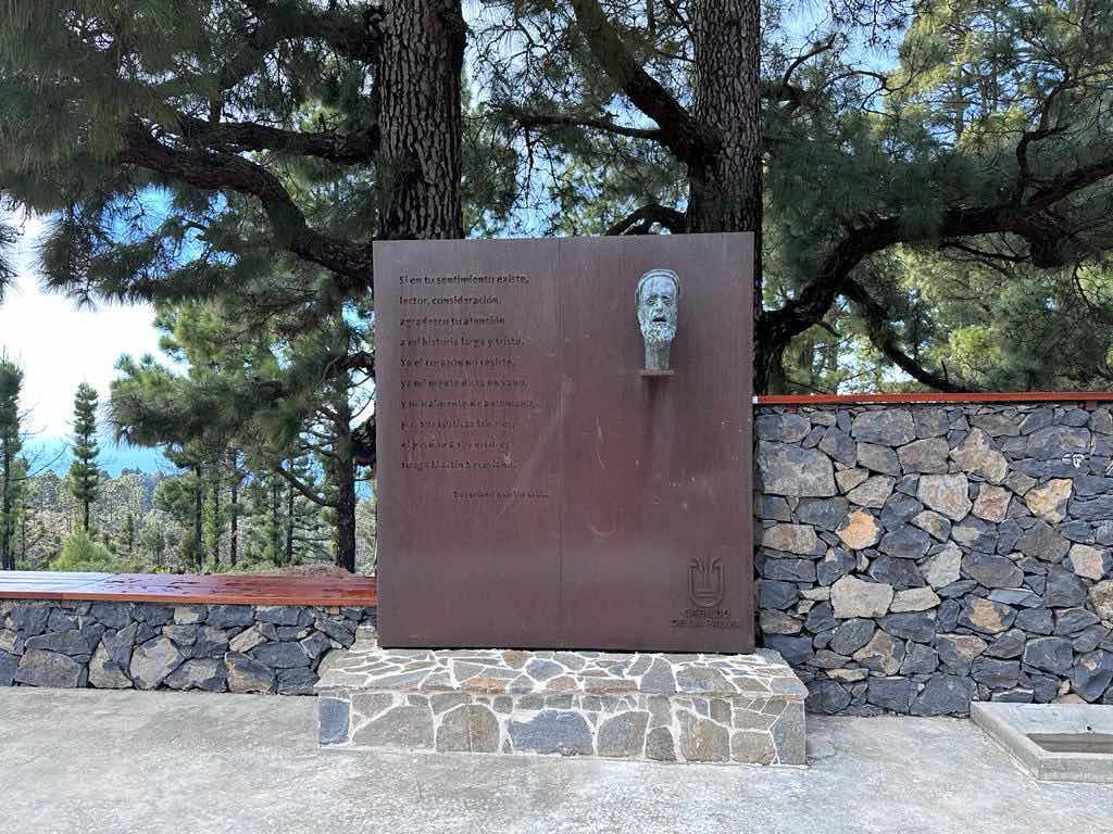 El Cabildo remoza el entorno que rinde homenaje al poeta garafiano Severo Martín en Briesta