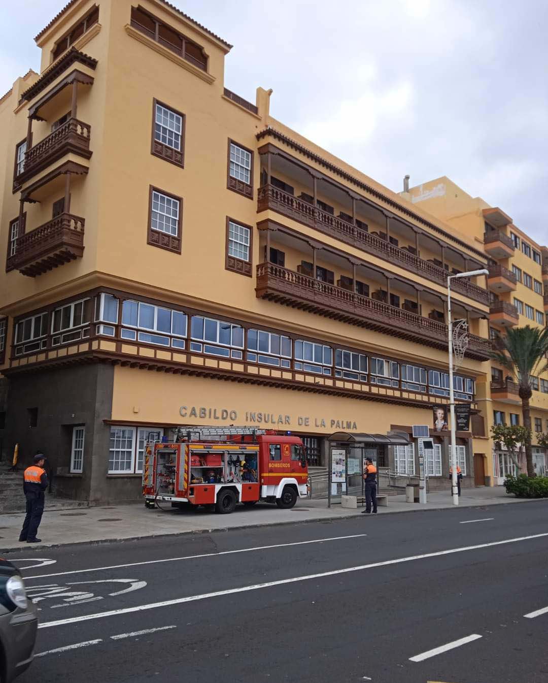 Bomberos de La Palma no han cobrado la nómina de febrero por la dejadez del Cabildo
