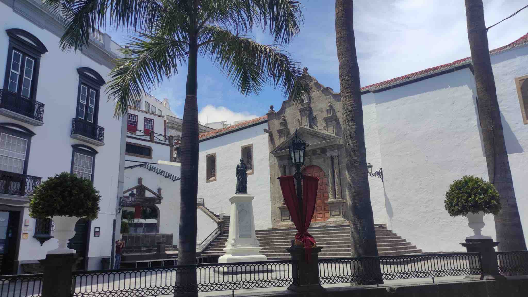 La Escuela de Arte Manolo Blahnik proyecta hoy jueves el video-mapping ‘Los regidores bienales’ en Santa Cruz de La Palma
