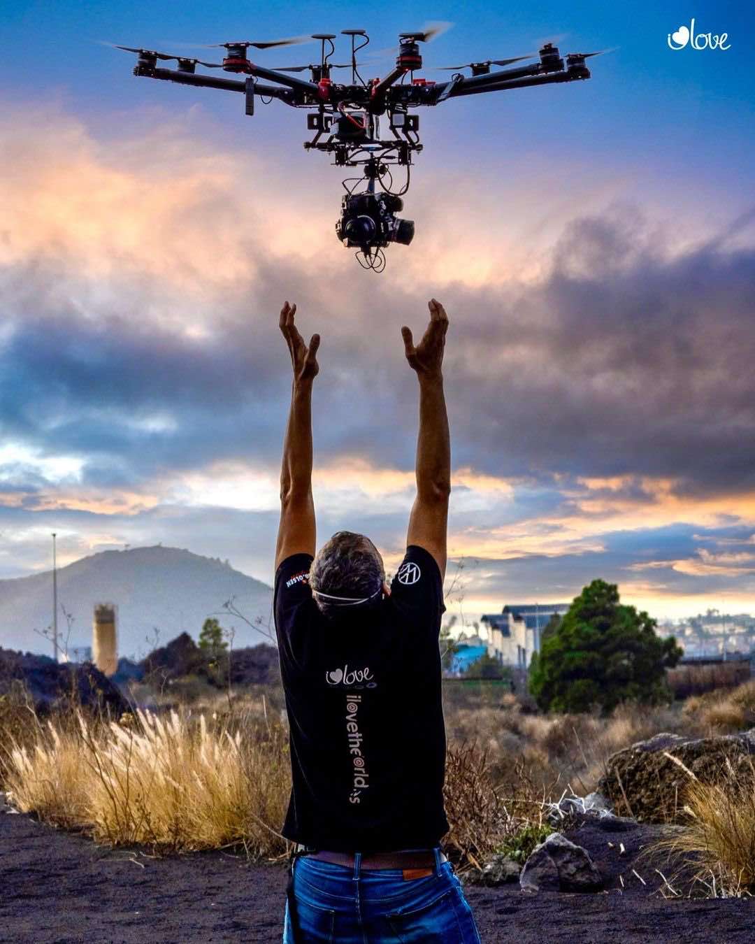 Tierra Bonita toma el testigo de I Love The World y busca pilotos de dron voluntarios para dar un servicio de imágenes aéreas a los afectados del volcán
