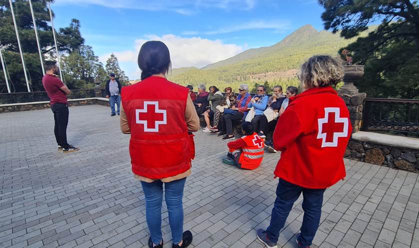 Cruz Roja Te Escucha La Palma presta atención a la salud emocional de más de 300 personas
