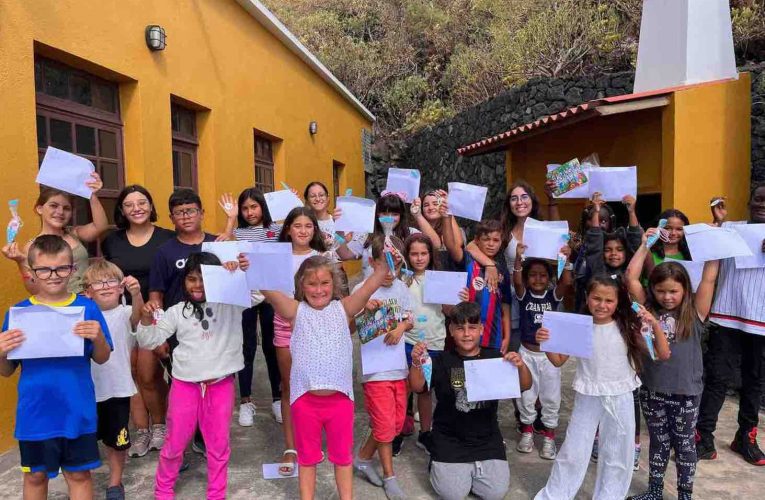 El proyecto ‘Mazo abre por vacaciones’ finaliza con la participación de más de 80 menores y adolescentes  