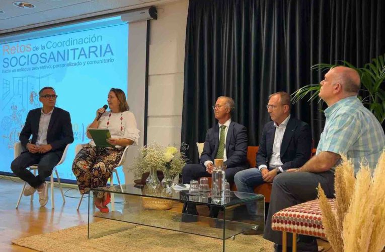 La Palma impulsa la coordinación entre profesionales del ámbito sociosanitario 