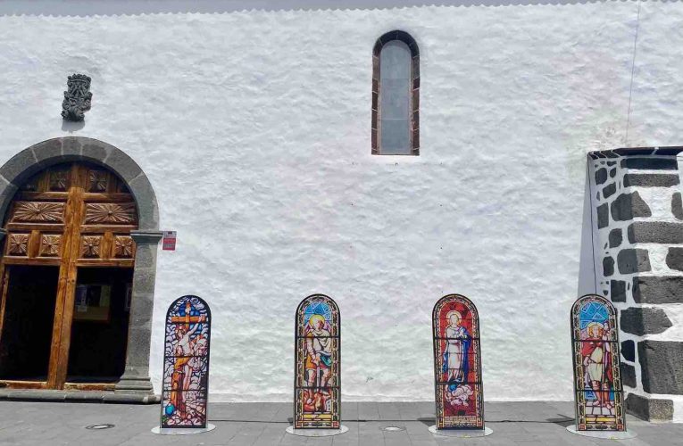 Los Llanos de Aridane expone recreaciones de las vidrieras de la Iglesia Nuestra Señora de Los Remedios por Semana Santa