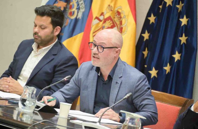 El Gobierno presenta a los Cabildos insulares el decreto en materia de vivienda pública y protegida para La Palma