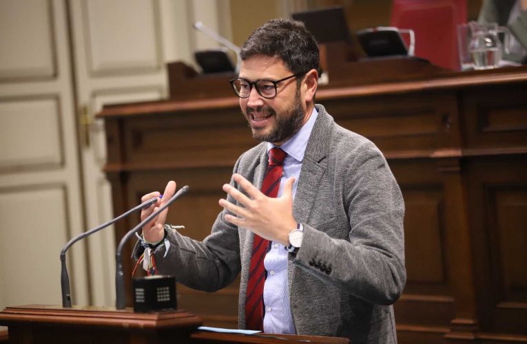 Qadri llevará a votación la bonificación del 100% del transporte de mercancías en Canarias