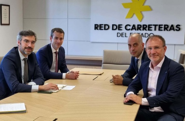 Sergio Rodríguez avanza con la Dirección General de Carreteras del Ministerio de Transportes y Movilidad Sostenible en la gestión y ejecución de proyectos de interés para la Isla