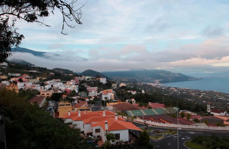 El Ayuntamiento de Villa de Mazo facilita la reconstrucción de viviendas a los afectados por la erupción volcánica 
