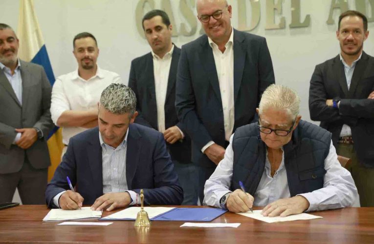 El Gobierno de Canarias entrega a los regantes de La Palma el depósito de la red de San Miguel y actuaciones accesorias