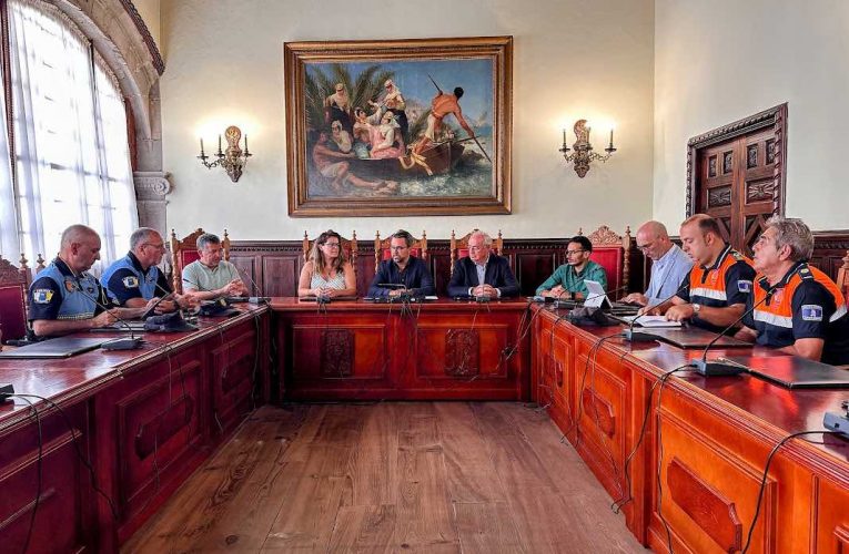 El Ayuntamiento capitalino arranca al Gobierno de Canarias el compromiso para reforzar la seguridad en la próxima Bajada de la Virgen 