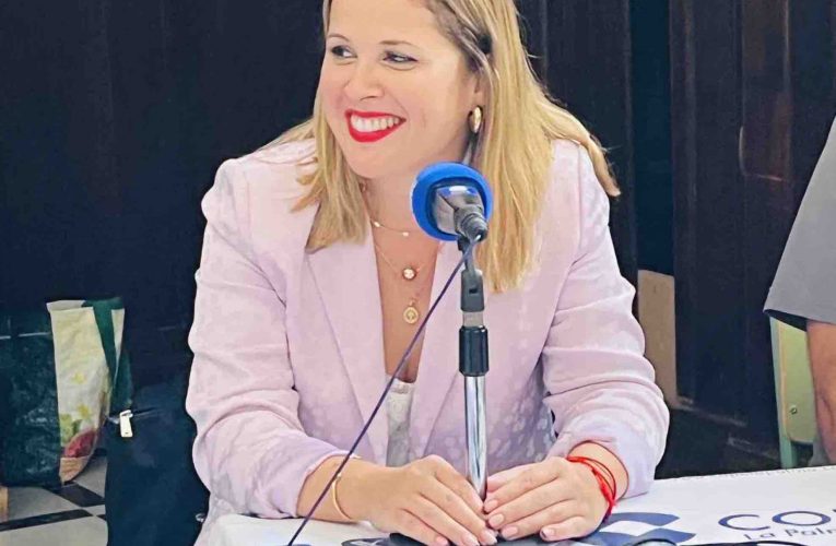 Cristina Martín destaca la implicación del alumnado palmero en sostenibilidad y celebra la instalación de placas solares en los centros educativos