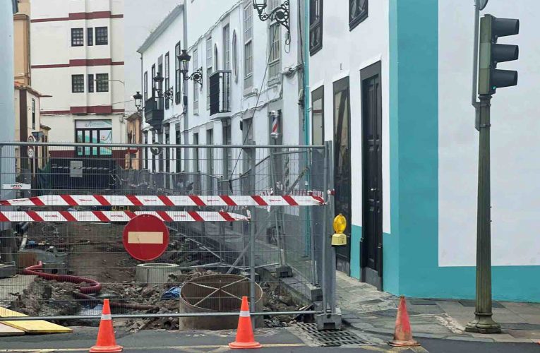 El PSOE arranca el compromiso del pleno para aprobar ayudas dirigidas al comercio afectado por las obras de Santa Cruz de La Palma