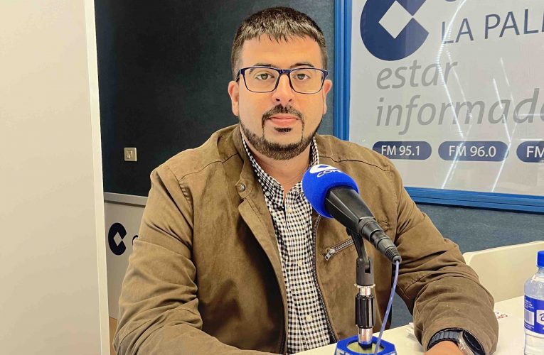 Perdomo: “Si el presupuesto es solo para subvenciones y eventos, sobran 11 consejeros y 5 directores insulares”