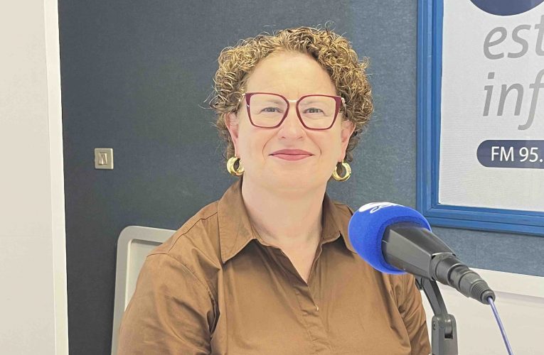 Nieves Hernández critica la gestión del Cabildo en turismo, vivienda y políticas juveniles