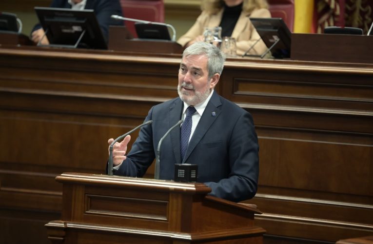 Clavijo reivindica que el Gobierno canario “ha cumplido con La Palma” y reclama al Estado 300 millones para culminar la reconstrucción